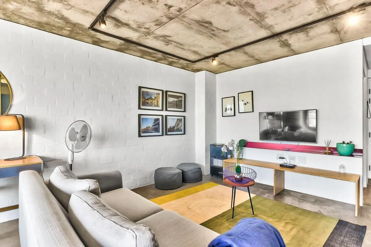Unique Apartment With Work From Home Space! ケープタウン 0*,  南アフリカ